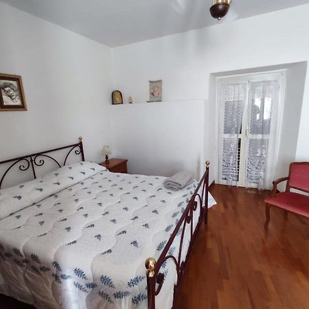 Casa Vacanza Nonna Maria Calvi dellʼ Umbria Esterno foto