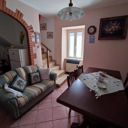 Casa Vacanza Nonna Maria Calvi dellʼ Umbria Esterno foto